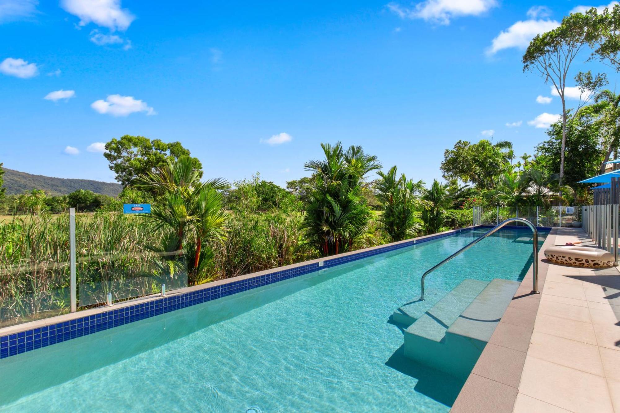Pool Resort พอร์ตดักกลาส ภายนอก รูปภาพ