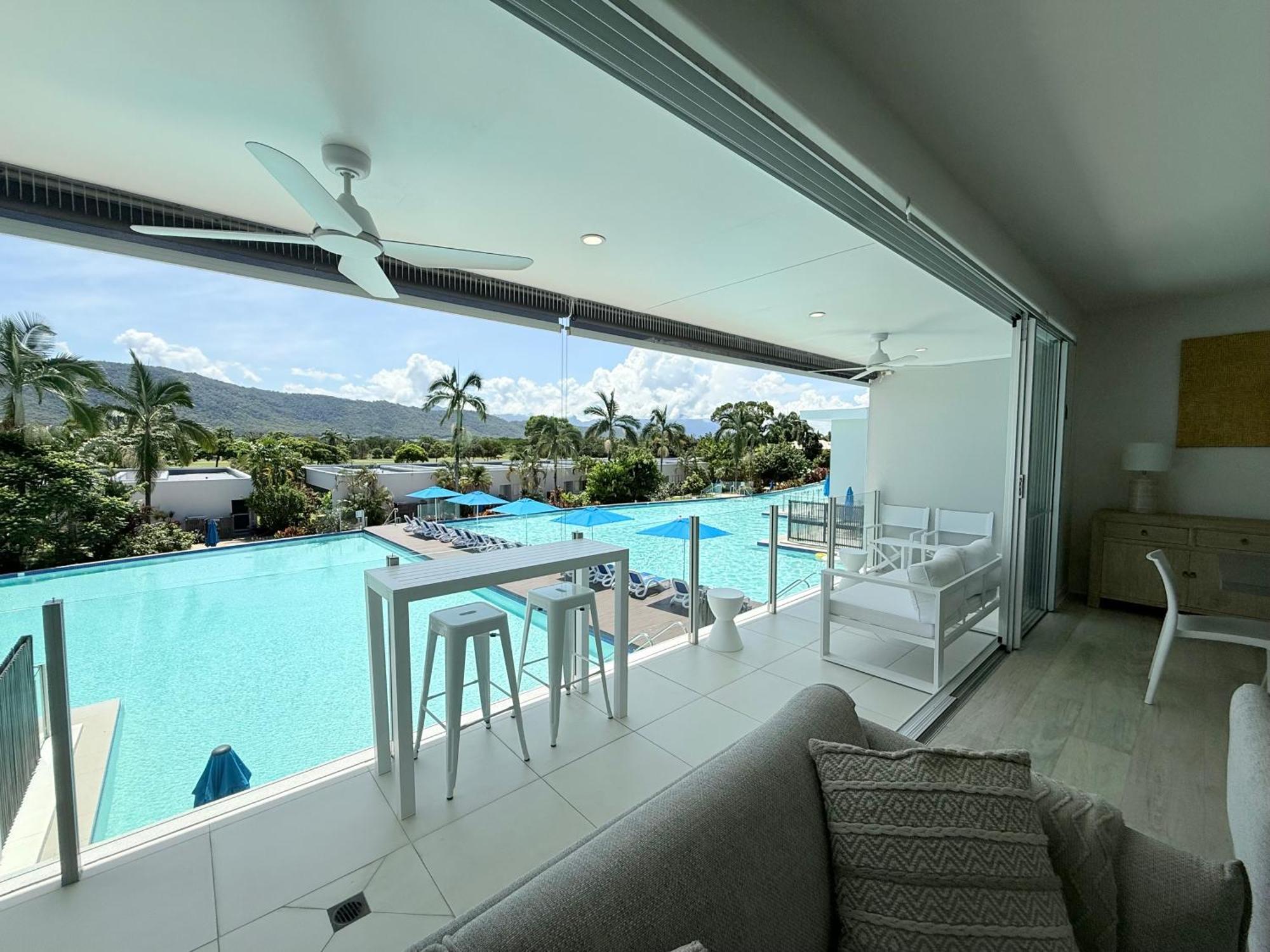 Pool Resort พอร์ตดักกลาส ภายนอก รูปภาพ